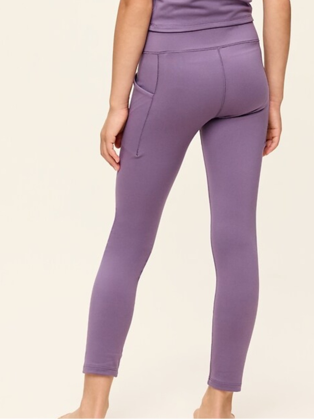 Mauve lavender purple Yoga Active Leggings 7/8 length, with pockets